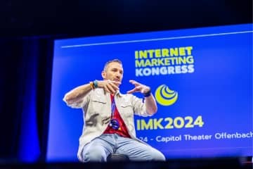 IMK Speaker Calvin Hollywood